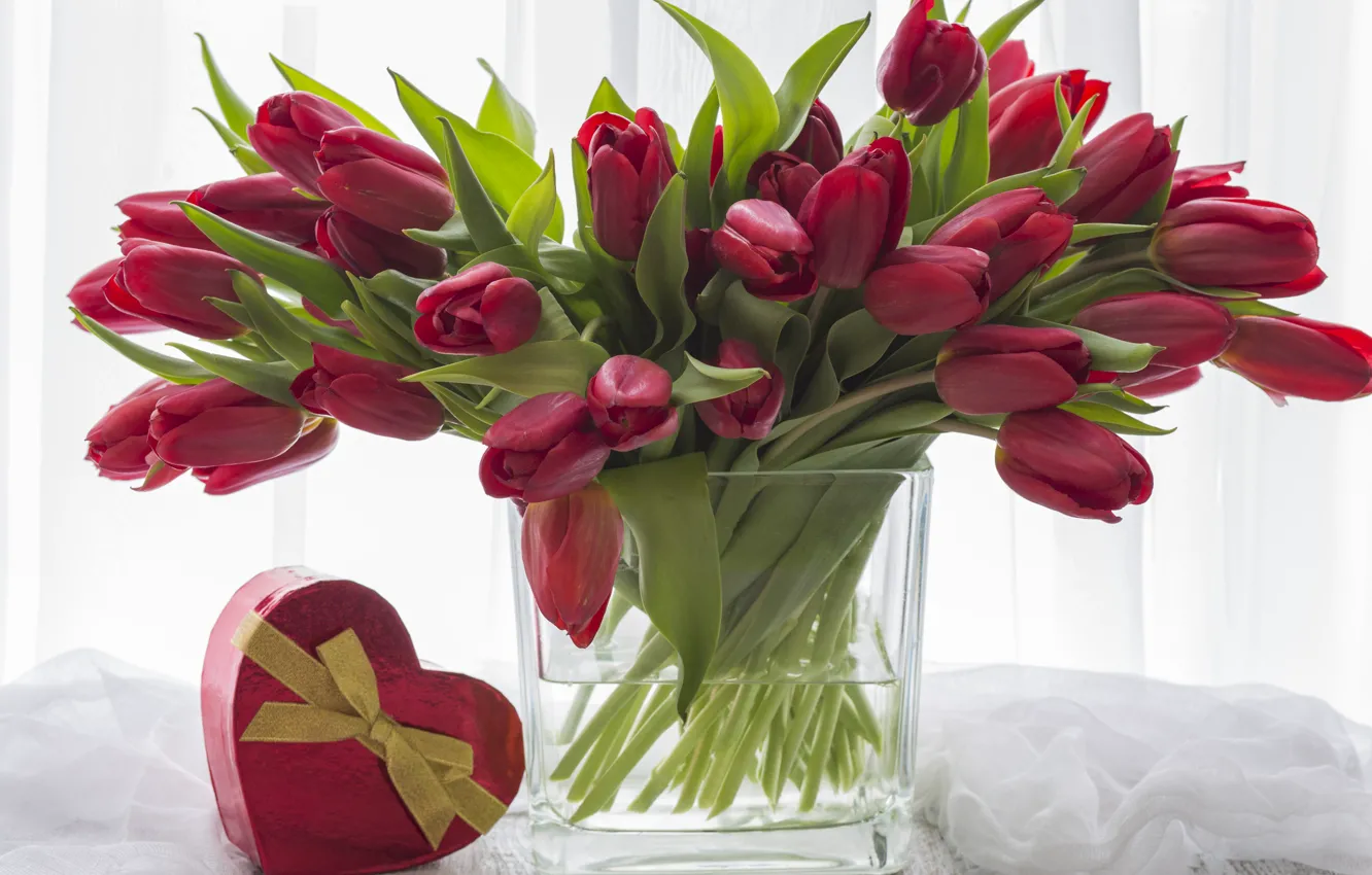 Фото обои цветы, подарок, сердце, букет, тюльпаны, красные, red, love