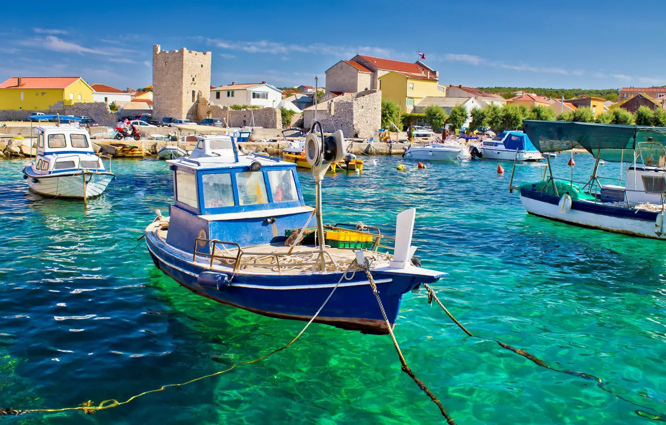 Фото обои море, город, пристань, лодки, набережная, Хорватия, Ražanac, Ражанац