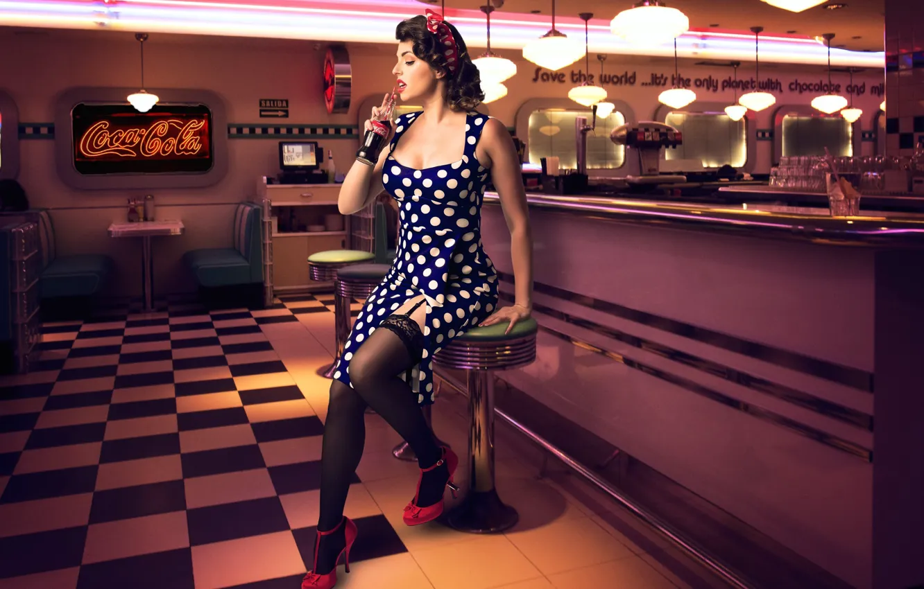 Фото обои девушка, поза, бар