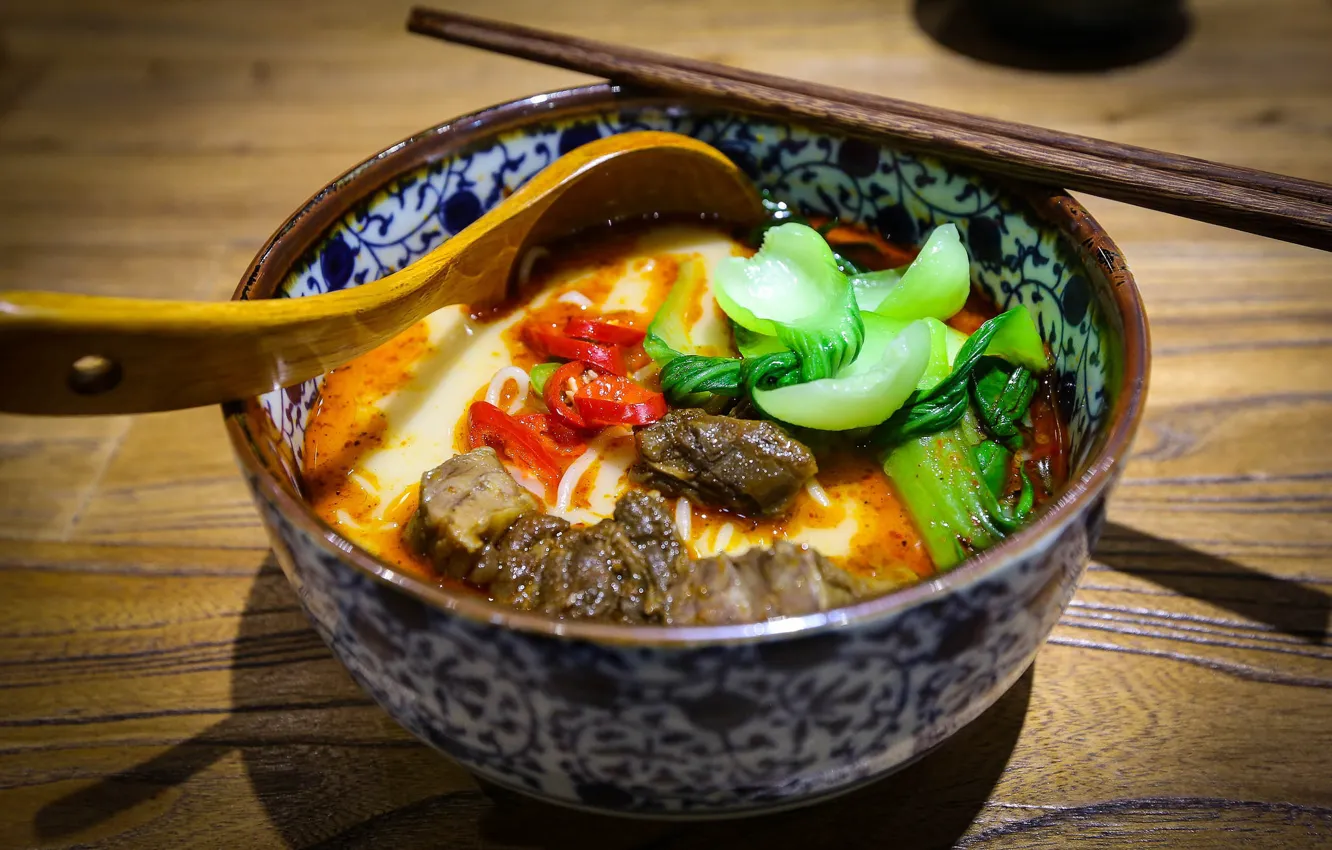 Фото обои ложка, мясо, перец, миска, овощи, Японская кухня