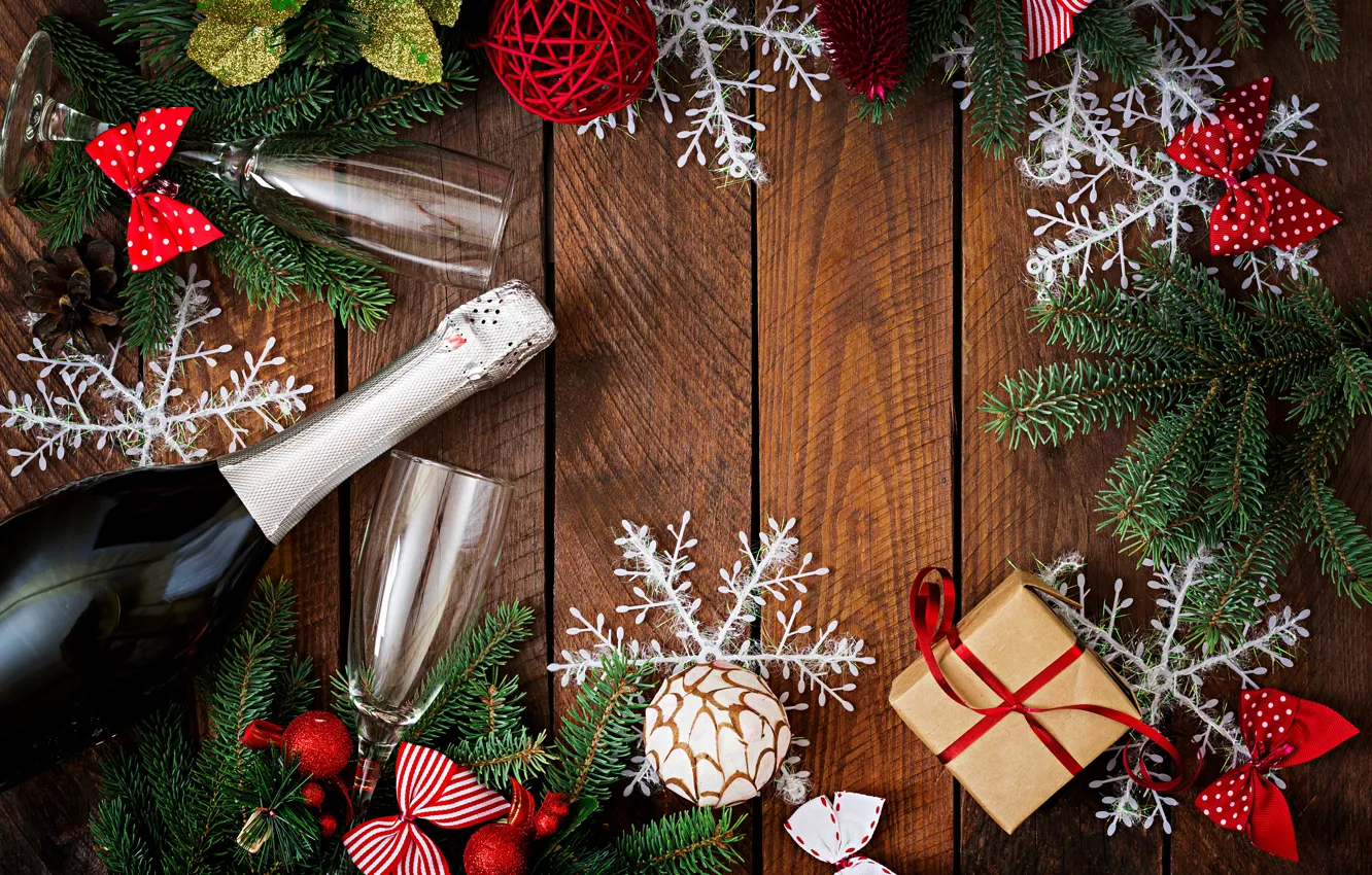 Фото обои украшения, Новый Год, бокалы, Рождество, шампанское, Christmas, wood, New Year