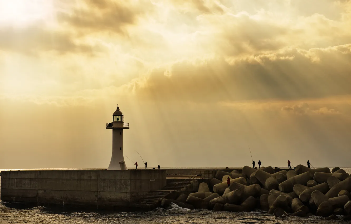 Фото обои море, рыбалка, маяк, лучи солнца