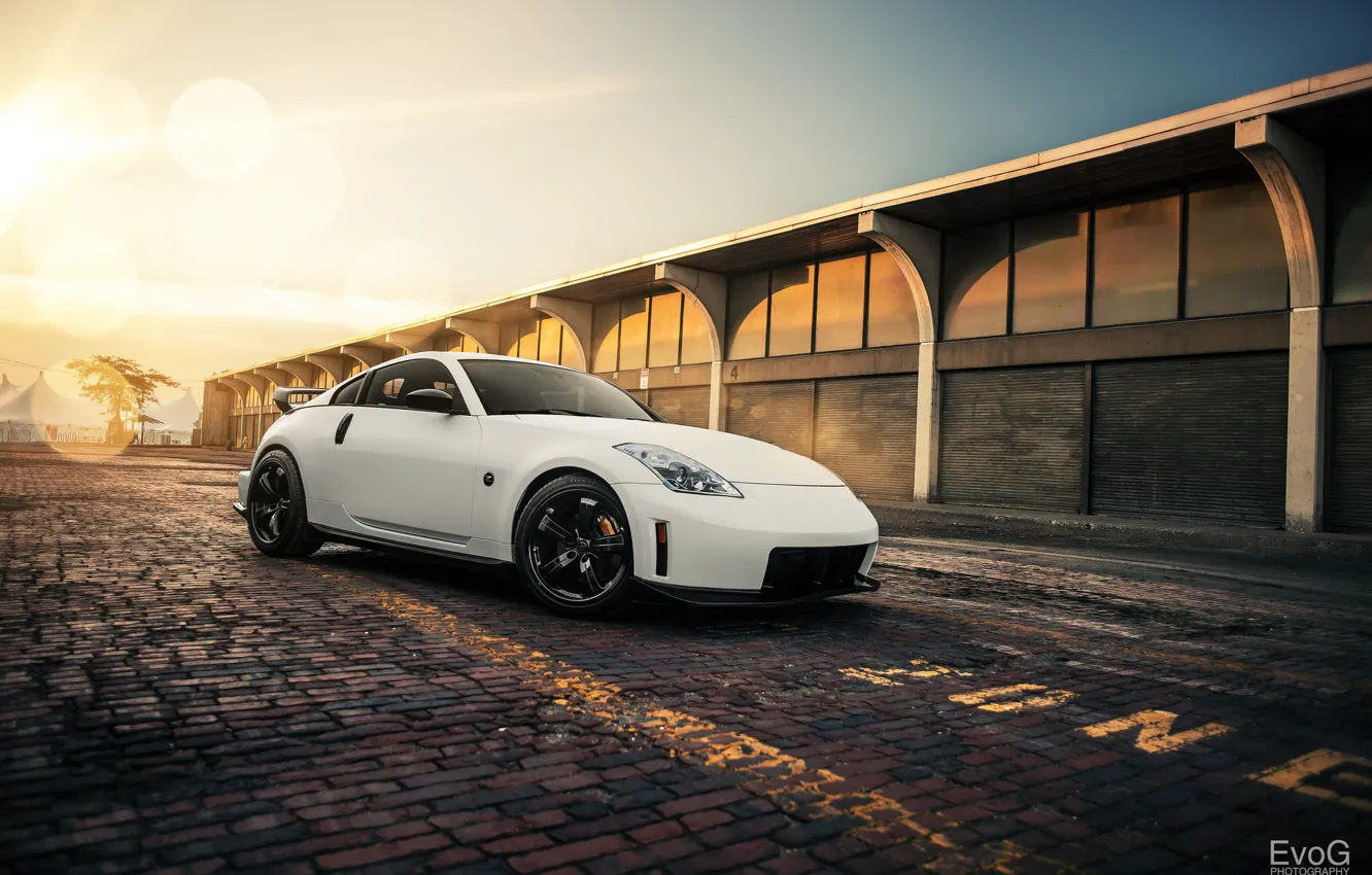 Фото обои Nissan, white, 350Z, Nismo, Evano Gucciardo