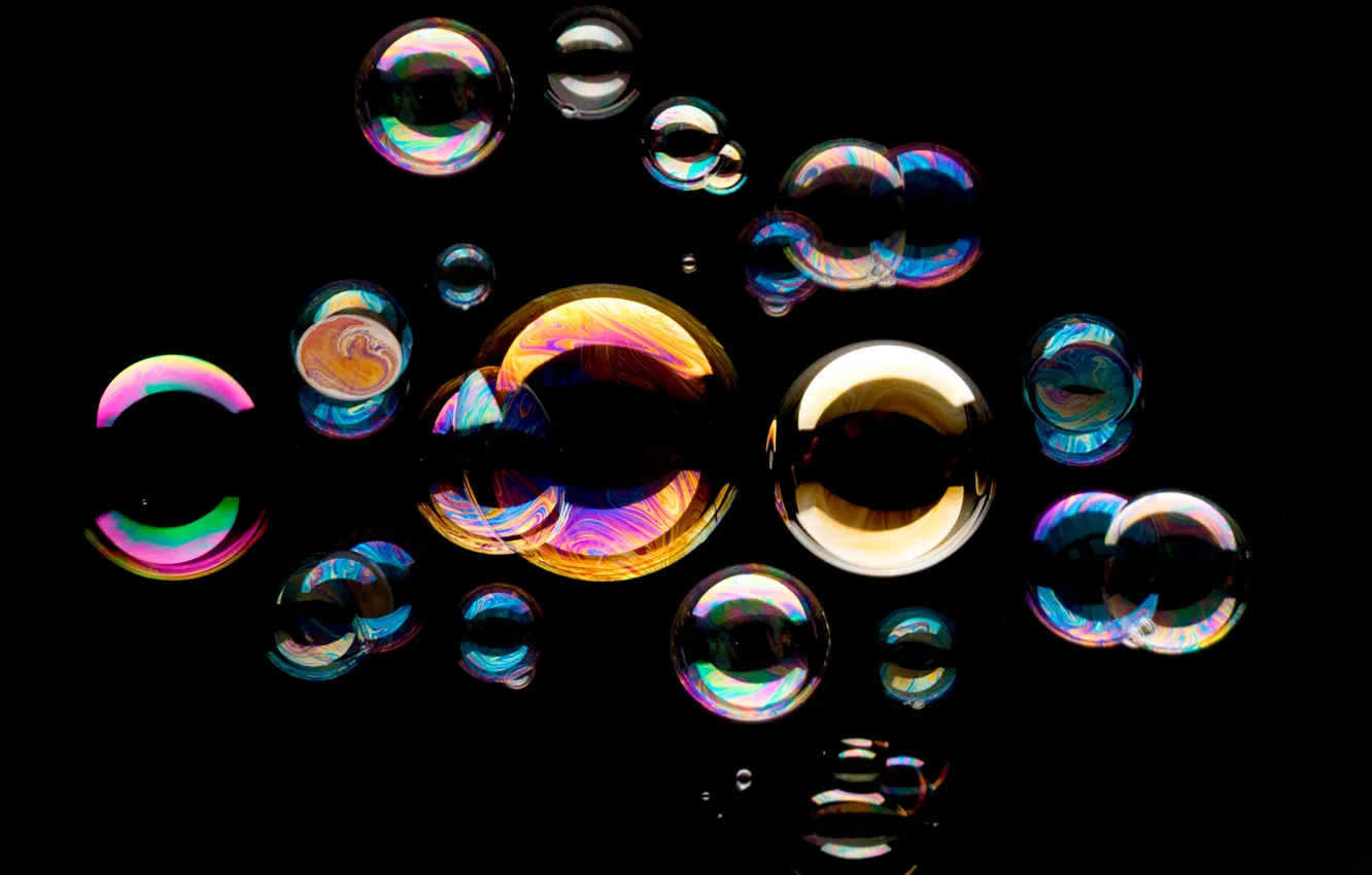 Фото обои фон, чёрный, мыльные пузыри