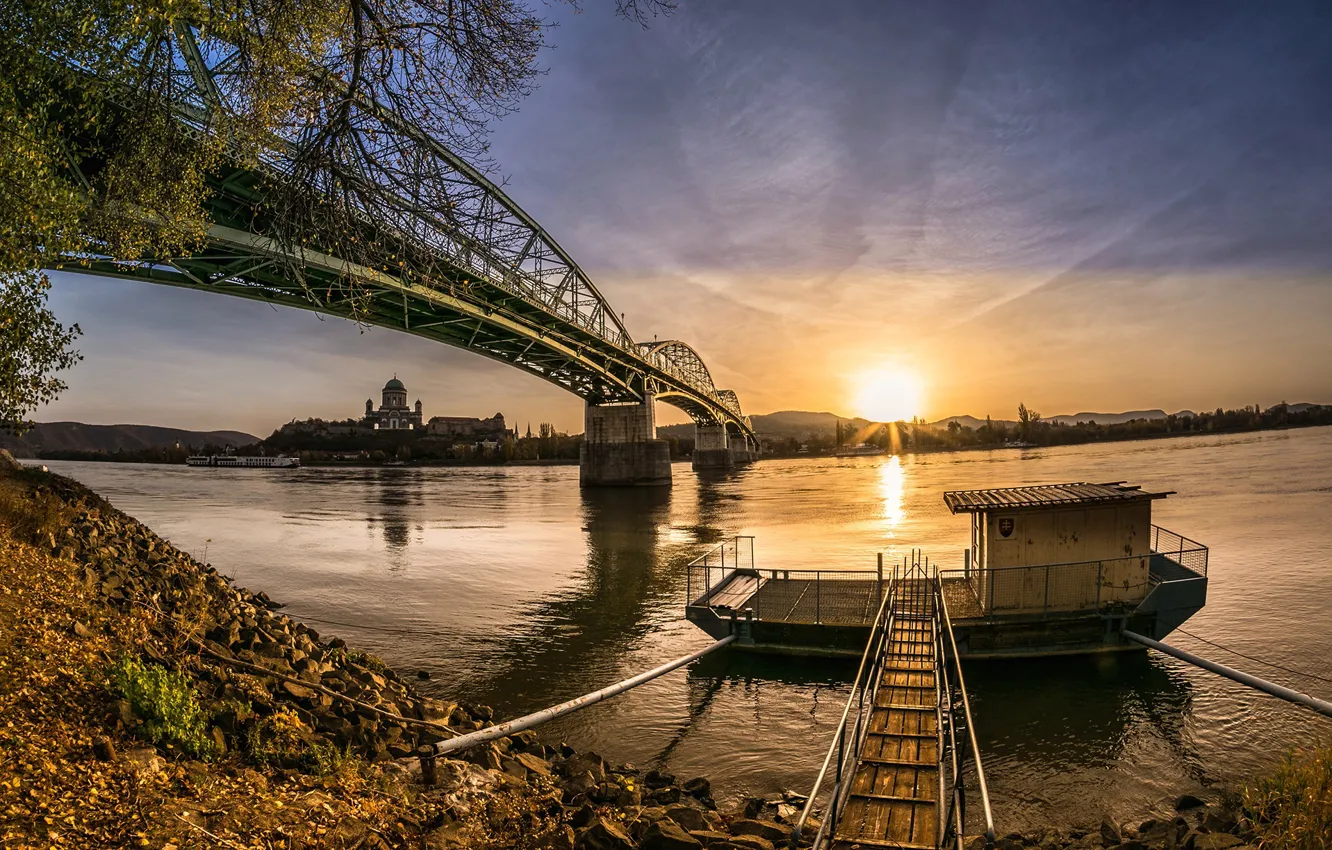 Фото обои осень, небо, мост, река, рассвет