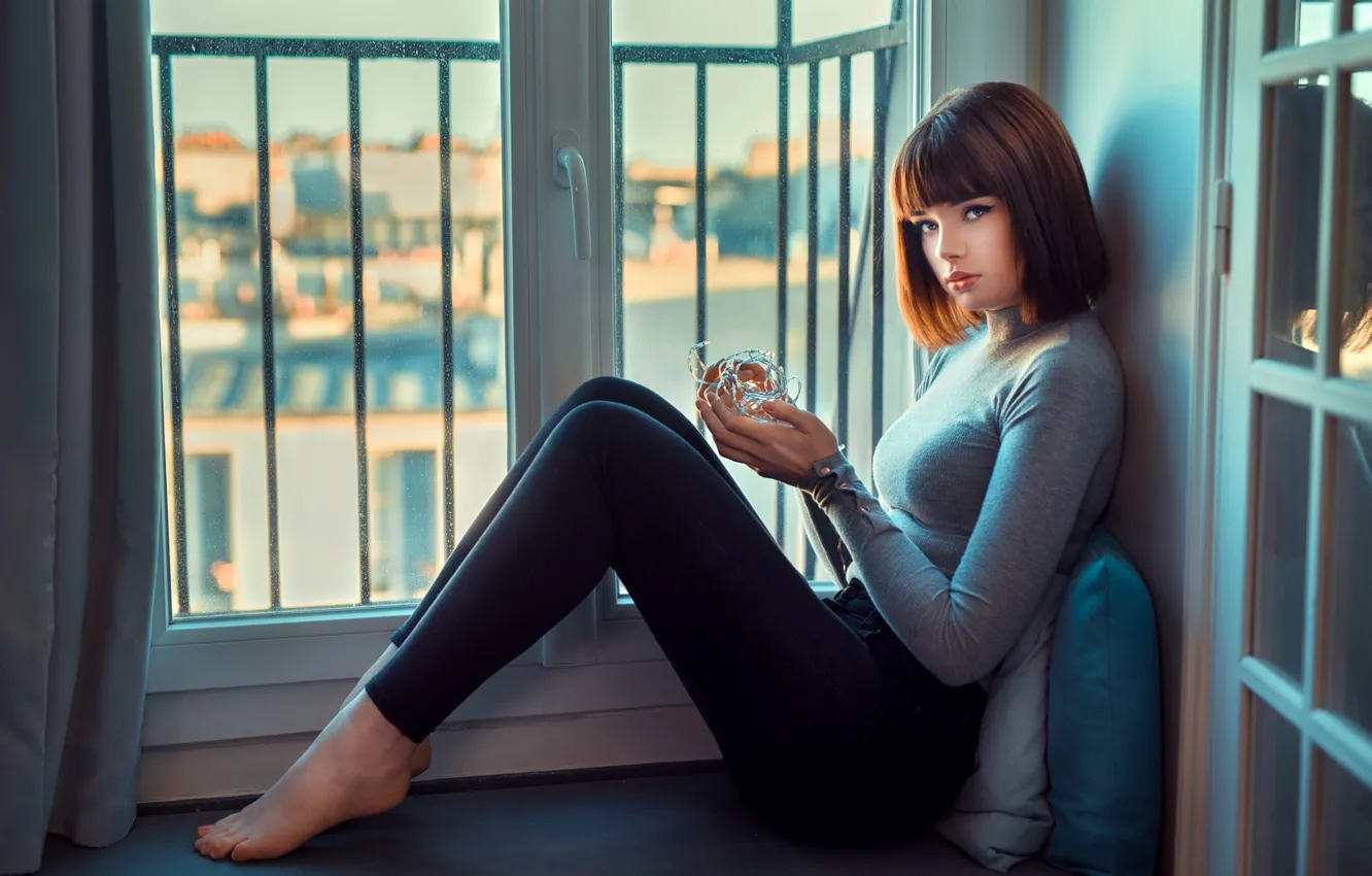 Фото обои взгляд, девушка, окно, Marie, Lods Franck