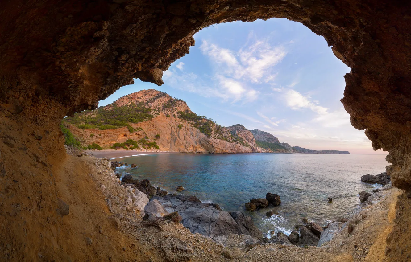 Фото обои море, пейзаж, природа, камни, берег, пещера, грот