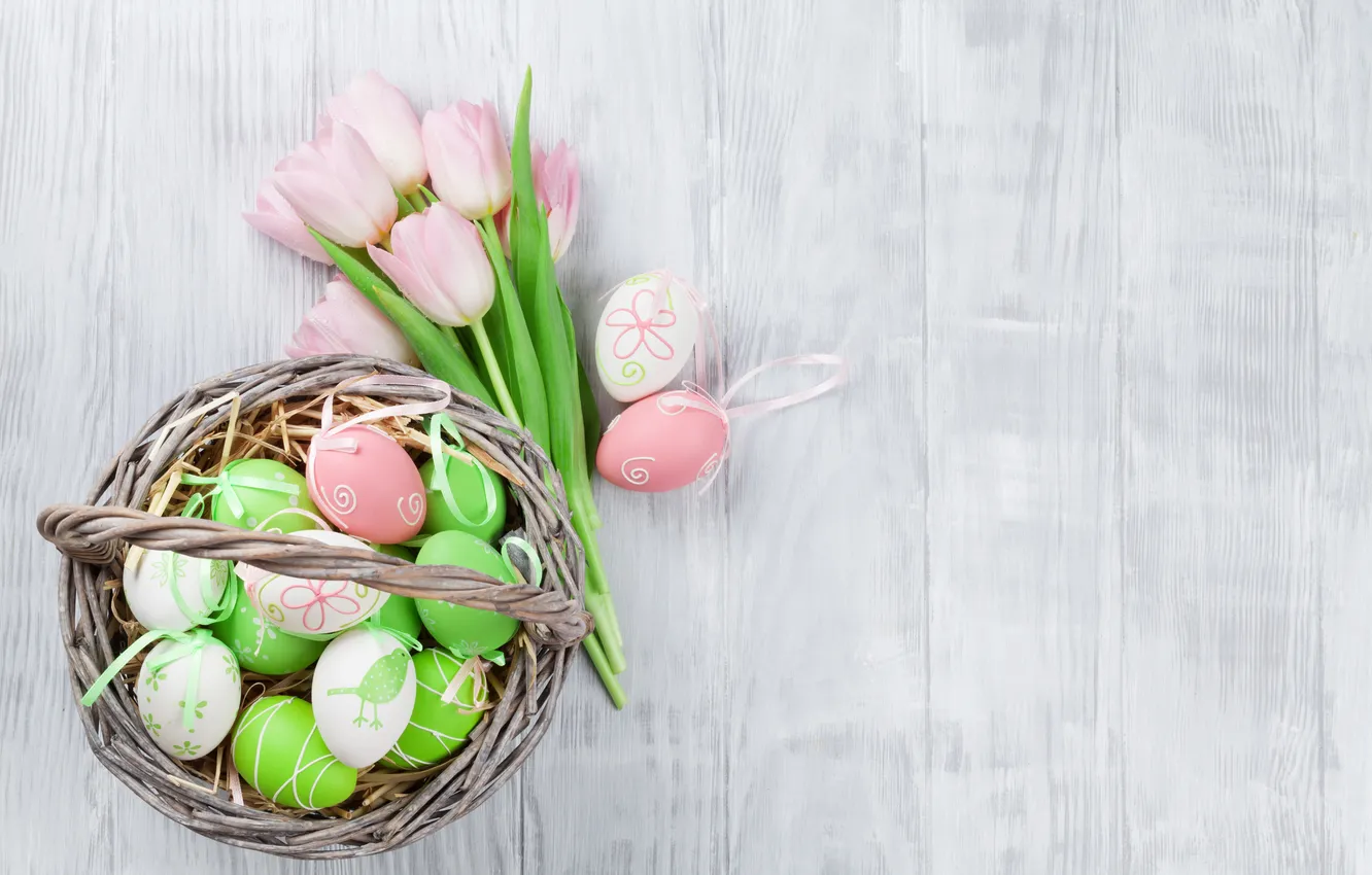 Фото обои цветы, яйца, весна, colorful, Пасха, happy, wood, pink
