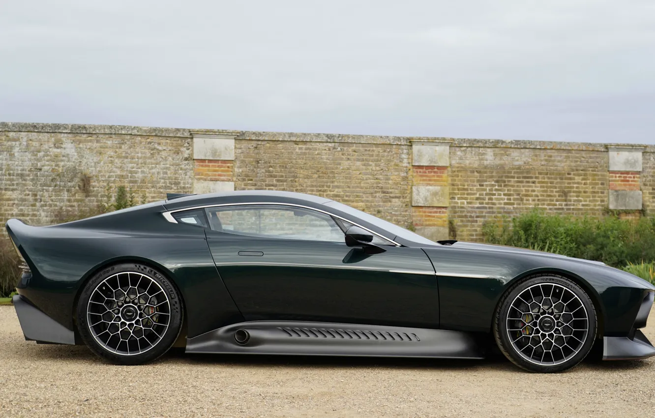 Фото обои Aston Martin, купе, V12, в профиль, Victor, 2020
