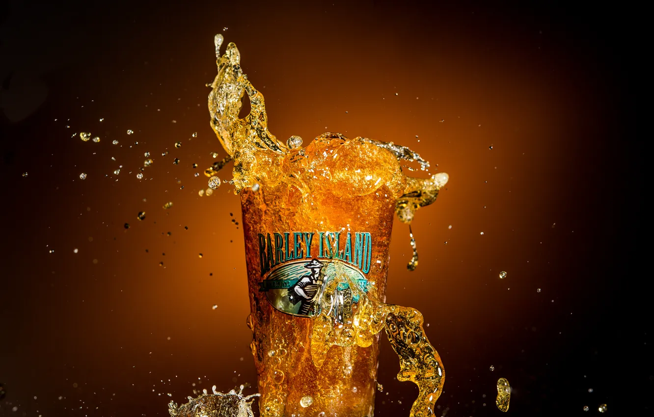 Фото обои макро, стакан, пиво, всплеск, Barley Island Beer