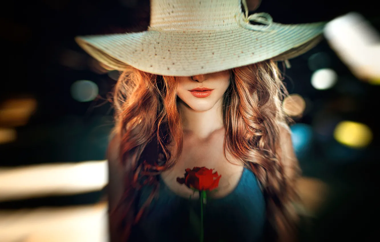 Фото обои цветок, девушка, роза, шляпа, макияж, блондинка, локоны, боке