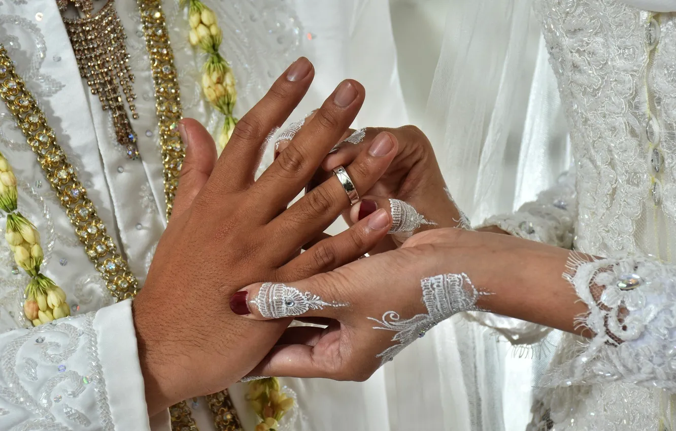Фото обои руки, кольцо, двое, свадьба