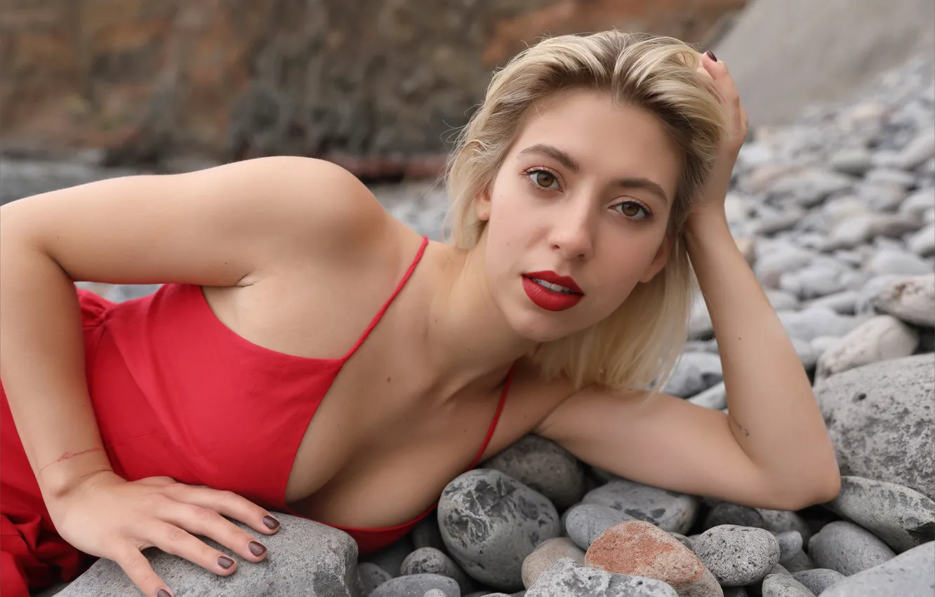 Фото обои cleavage, boobs, model, tits, breasts, red lips, gorgeous, photoshoot
