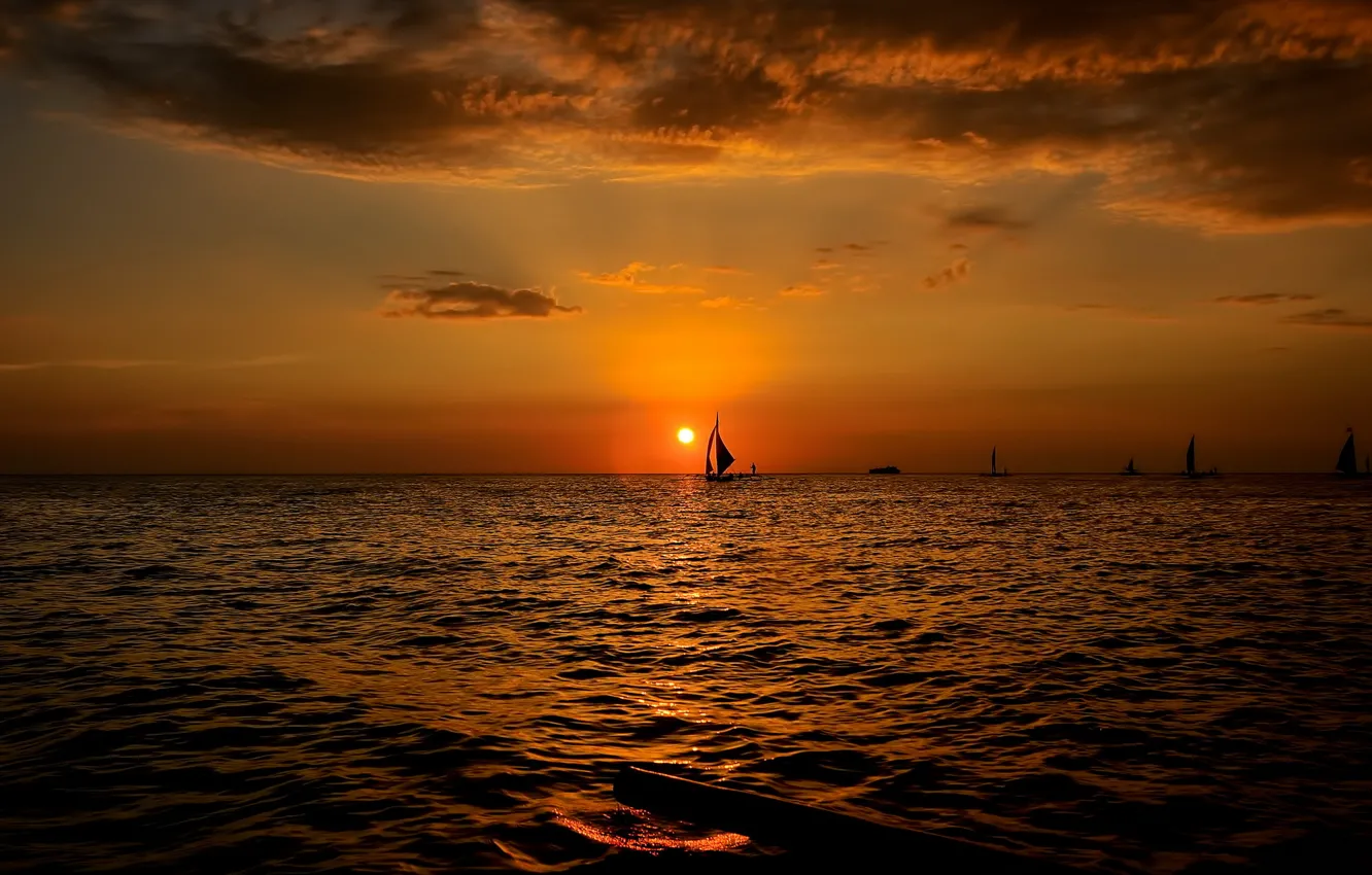 Фото обои море, пейзаж, закат, лодки