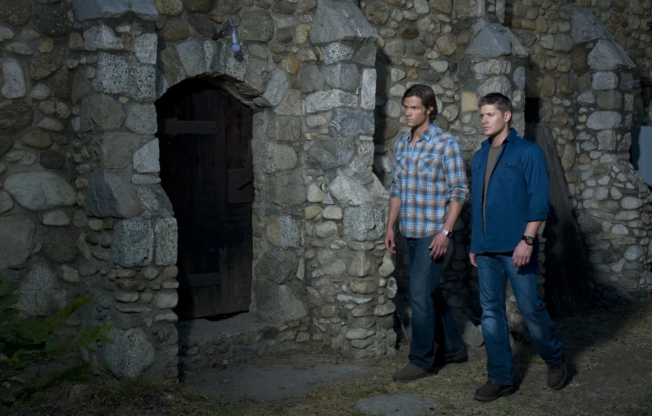 Фото обои звезда, часы, актер, знаменитость, Supernatural, Jensen Ackles, Сверхъестественное, брюнет