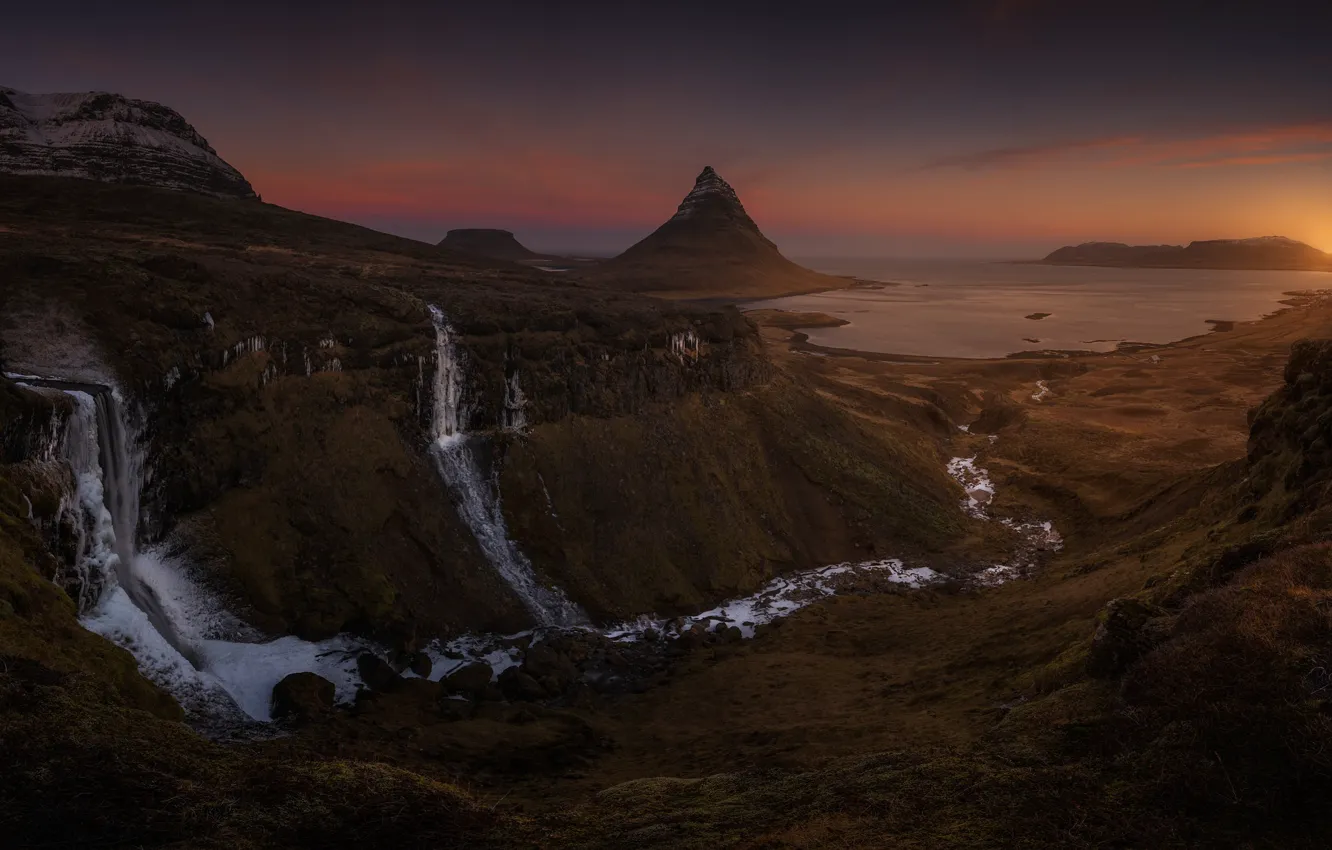 Фото обои море, скалы, гора, вечер, водопады, Исландия