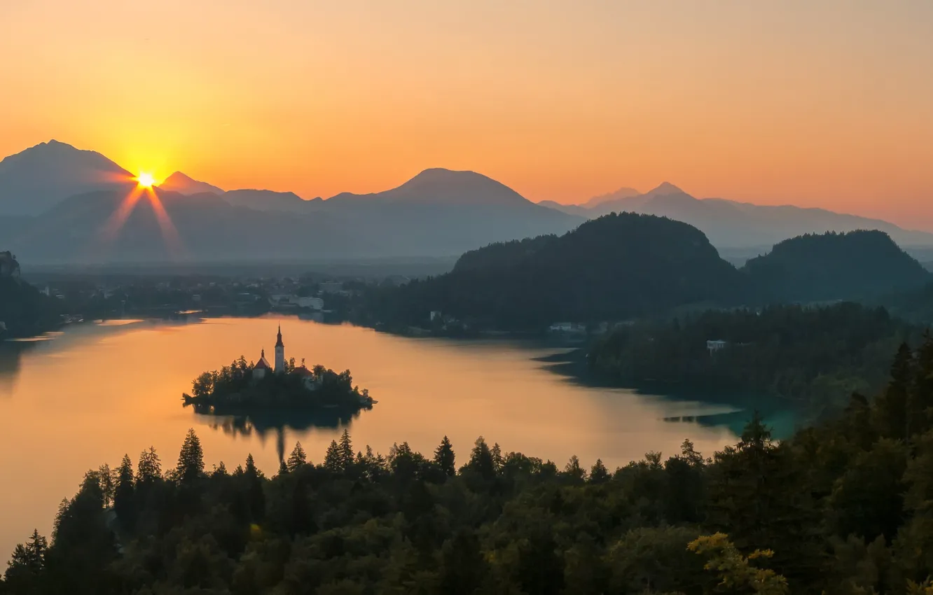 Фото обои city, twilight, sunset, mountains, dusk, Lake Bled, Slovenia, church