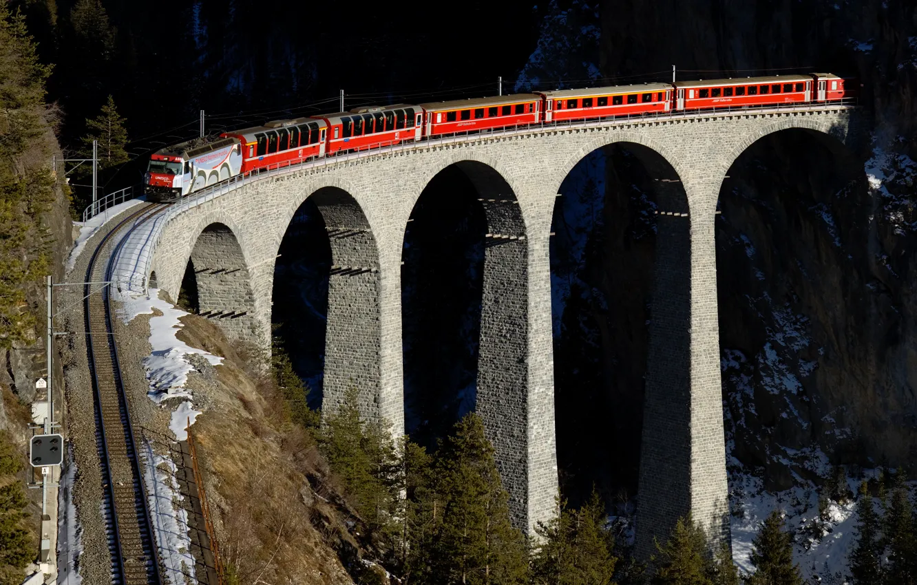 Фото обои горы, красный, мост, поезд, железная дорога, швейцария, виадук