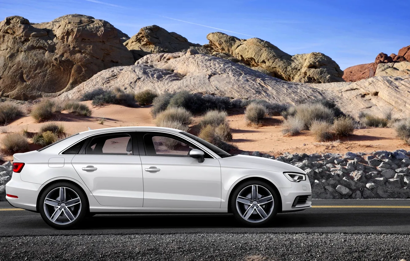 Фото обои Audi, Авто, Белый, Камни, День, Седан, Двери, Вид сбоку