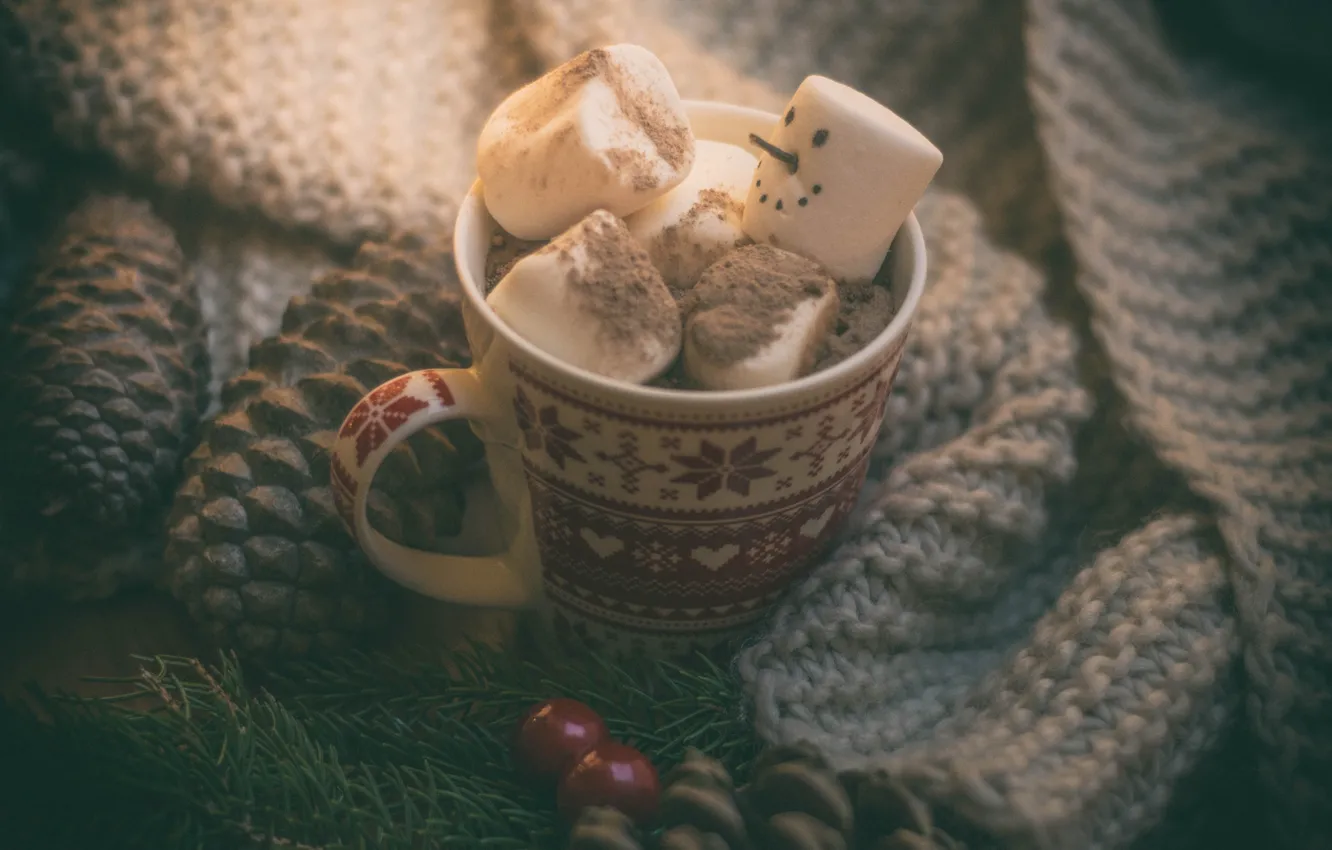 Фото обои настроение, Рождество, кружка, снеговик, шишки, горячий шоколад, зефир, маршмэллоу