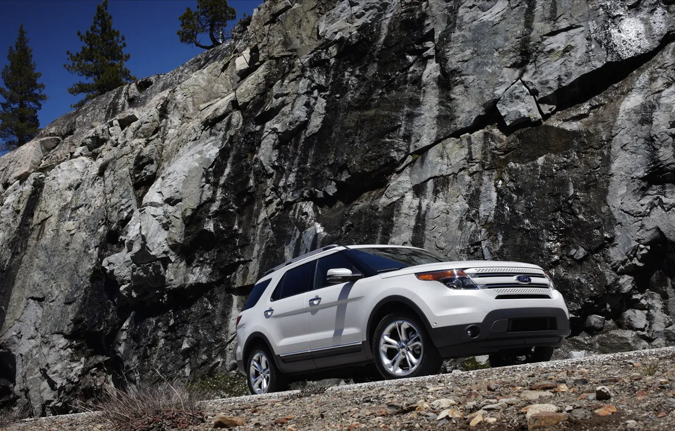 Фото обои белый, скалы, форд, Ford Explorer 2011