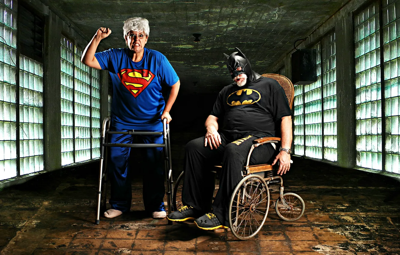 Фото обои Batman, Superwoman, old age, retirees