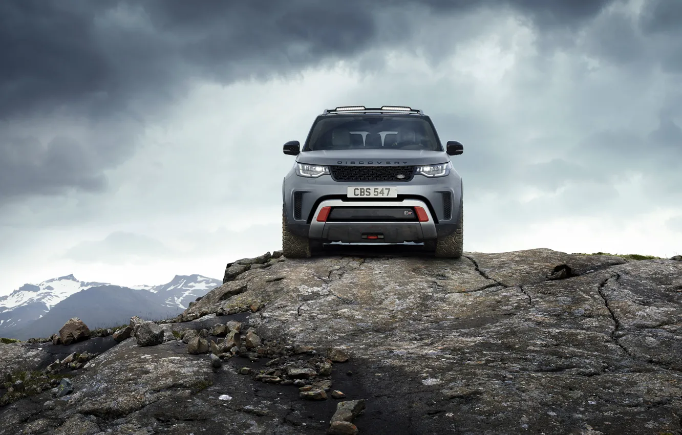 Фото обои Land Rover, Discovery, 4x4, 2017, на вершине, V8, SVX, 525 л.с.