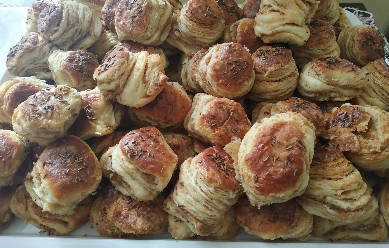 Фото обои scone, caraway seed, greaves