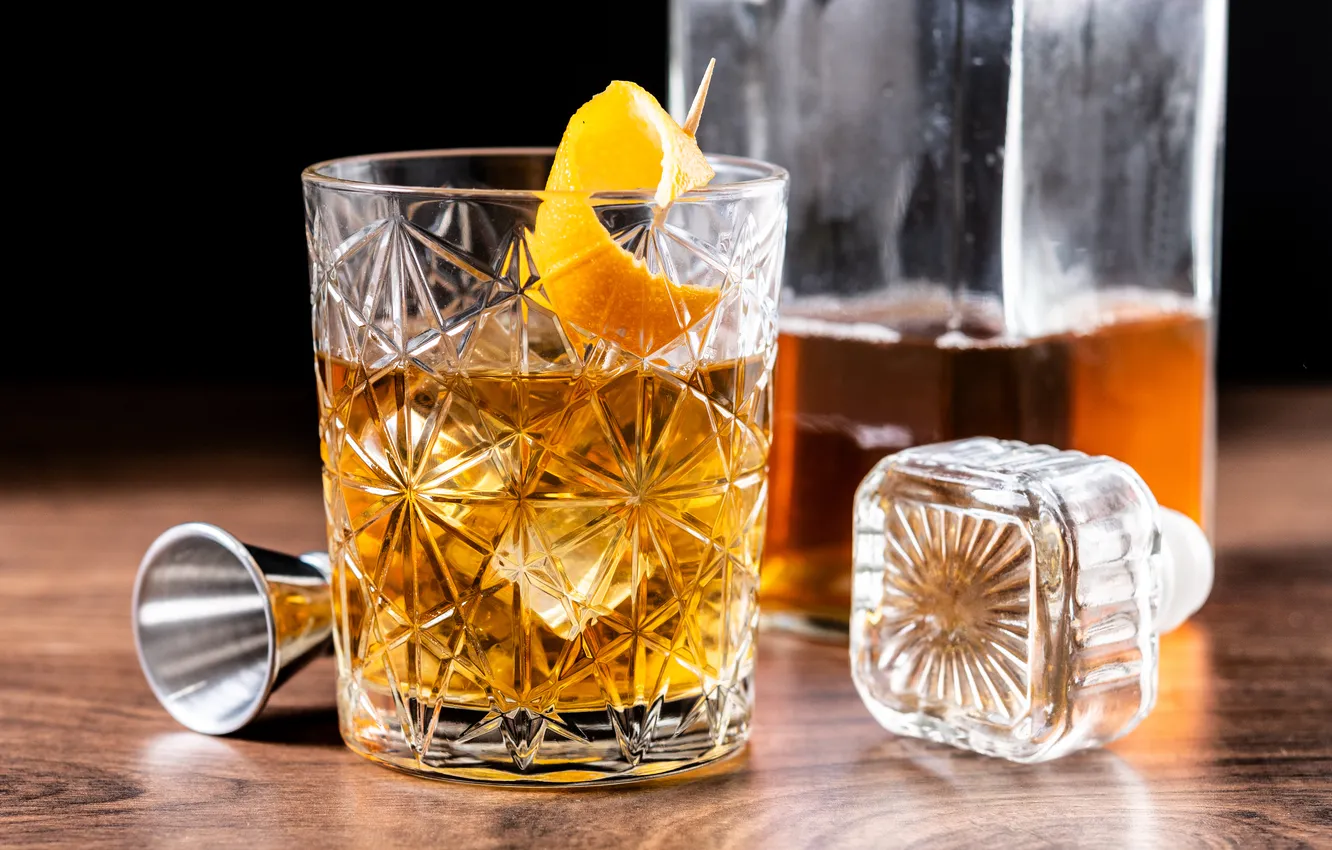 Фото обои old, orange, wooden, cocktail, table, fashioned, garnished