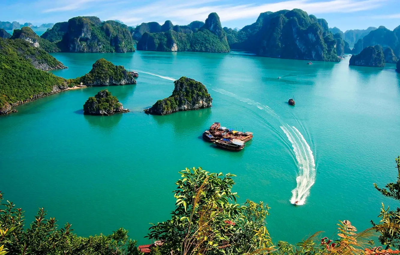 Фото обои beach, sea, ocean, sand, Vietnam, ship, boat, bay, Halong Bay, Ha Long Bay