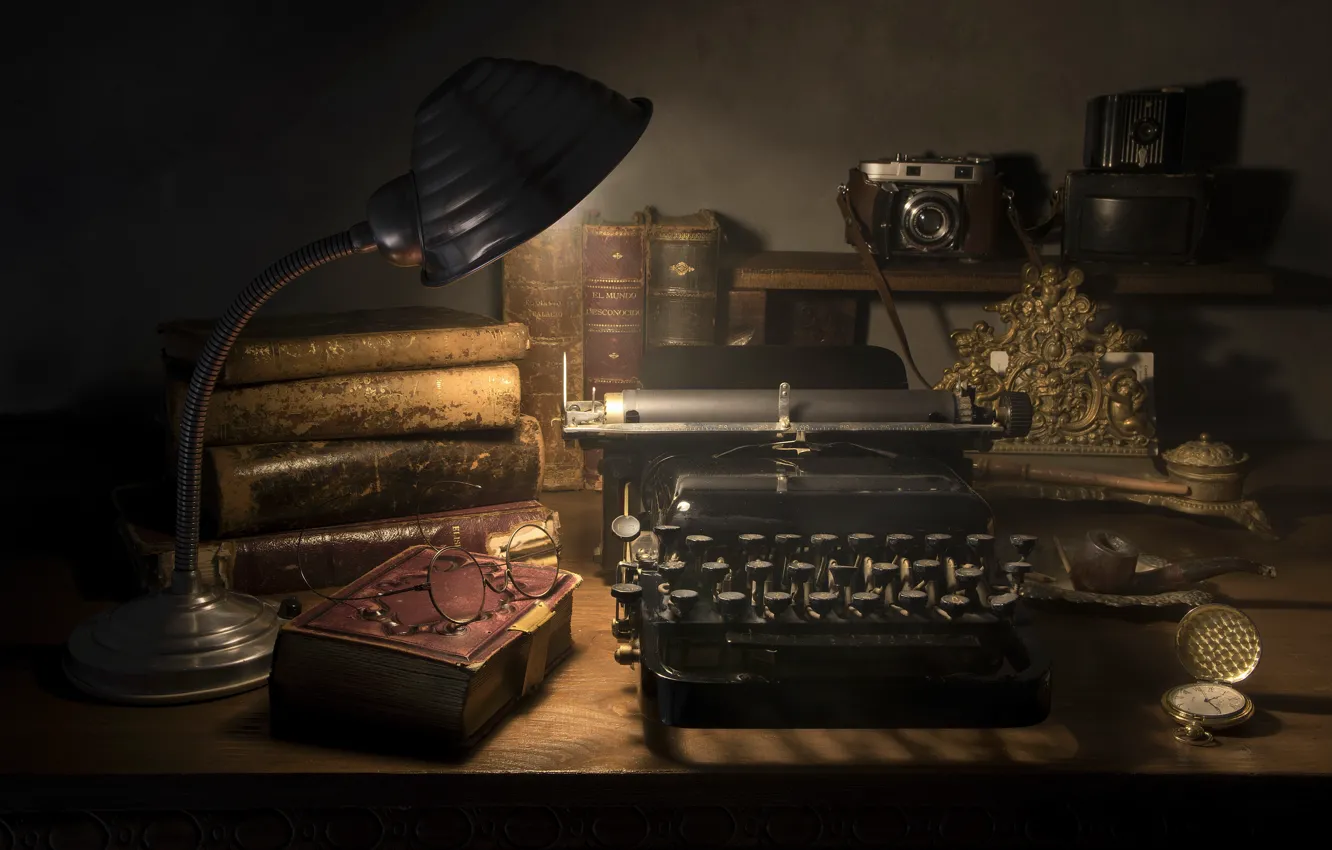 Фото обои книги, очки, пишущая машинка