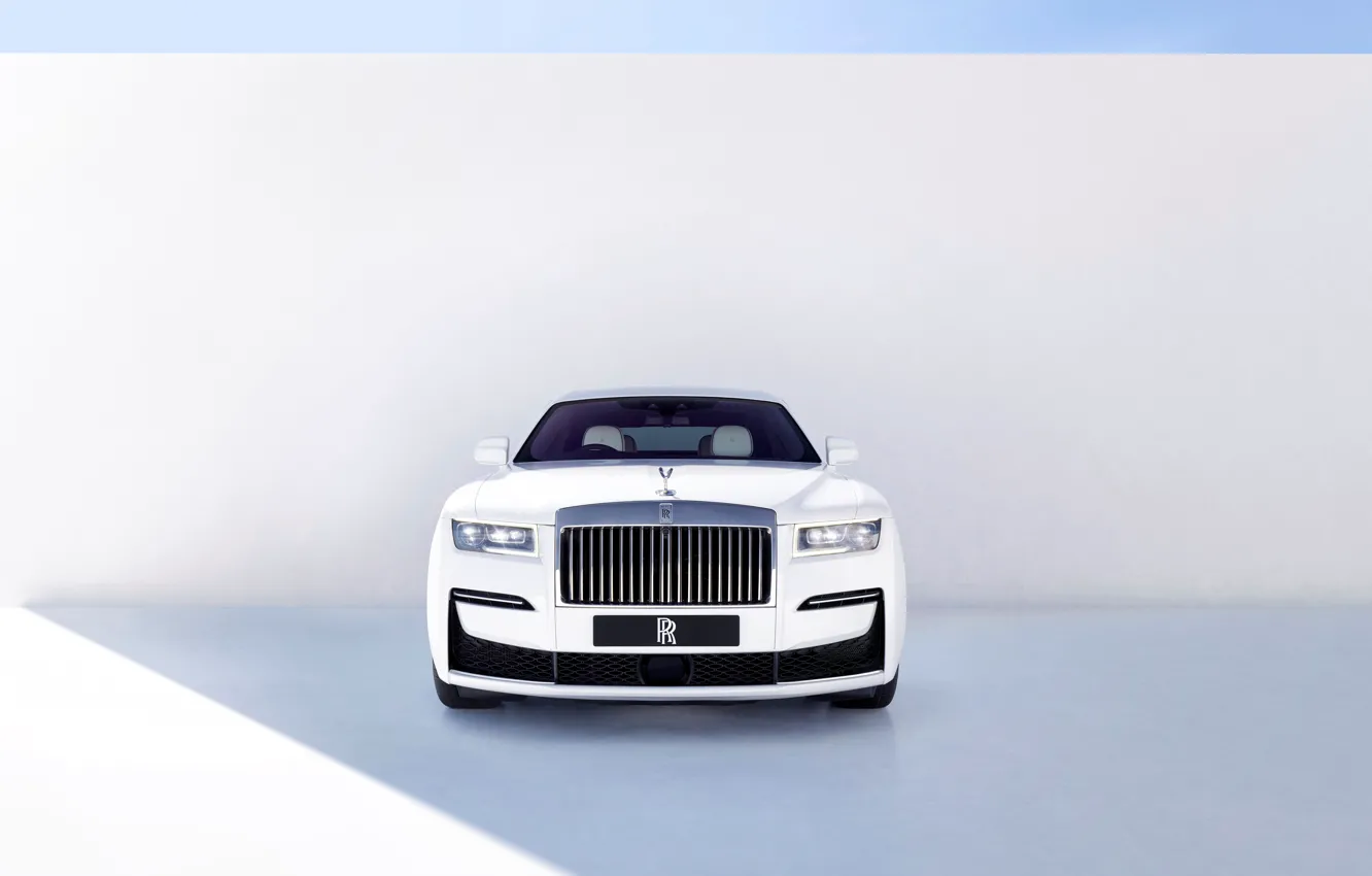 Фото обои Белый, Rolls Royce, Ghost, V12, Спереди, 2020, 571 л.с., Система Planar