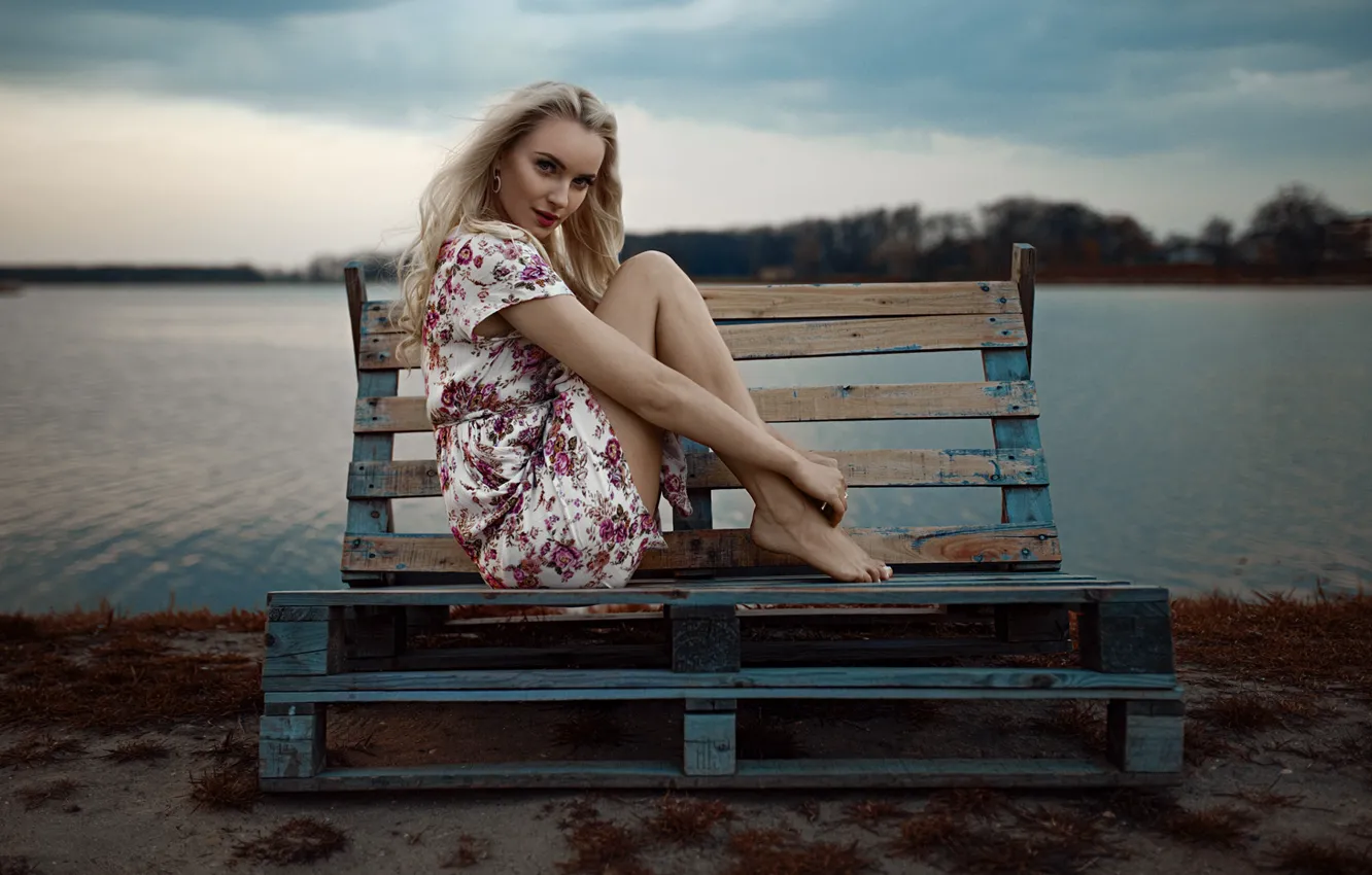 Фото обои лето, взгляд, девушка, поза, река, платье, Damian Piórko