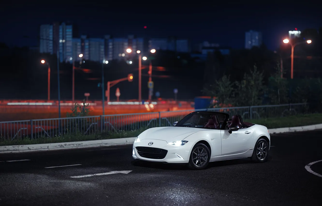 Фото обои дорога, родстер, ночной город, Mazda mx-5