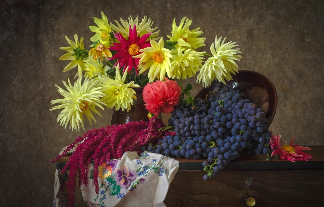 Фото обои осень, цветы, виноград, натюрморт, георгин, амарант