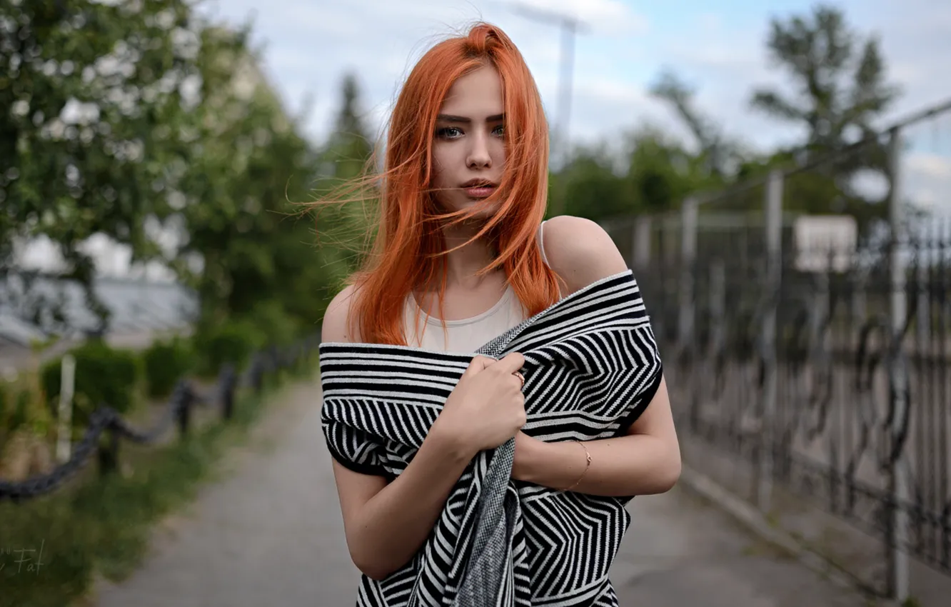 Фото обои Девушка, Фото, Взгляд, Модель, Girl, Рыжая, Model, Beauty