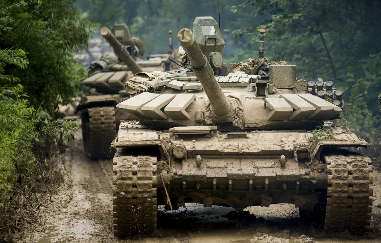 Фото обои Дорога, Грязь, Россия, Танк, Танки, Спереди, T-90