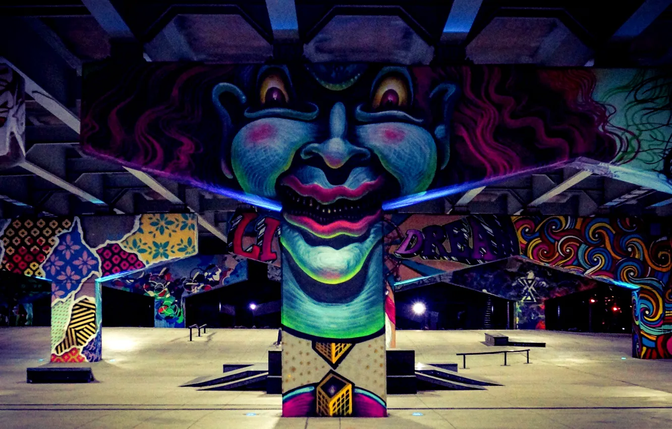 Фото обои свет, граффити, клоун, пилястры, скейтборд парк, виадуки