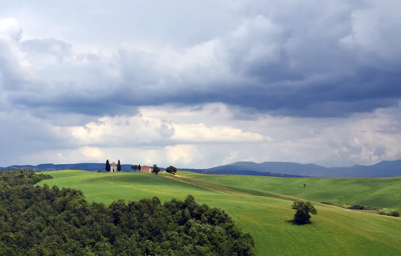 Фото обои поле, трава, облака, дом, холмы, силуэт, Италия, Тоскана