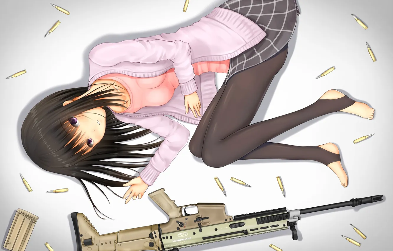 Фото обои взгляд, девушка, оружие, пули, art, лежа, kurokami