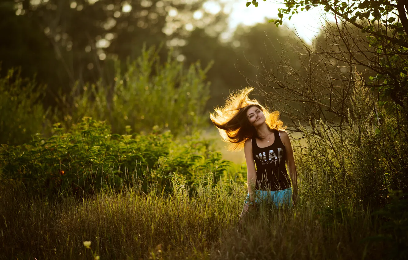 Фото обои поле, девушка, закат, обои