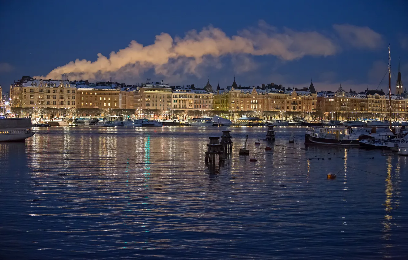 Фото обои город, здания, дома, лодки, вечер, Стокгольм, Швеция, набережная