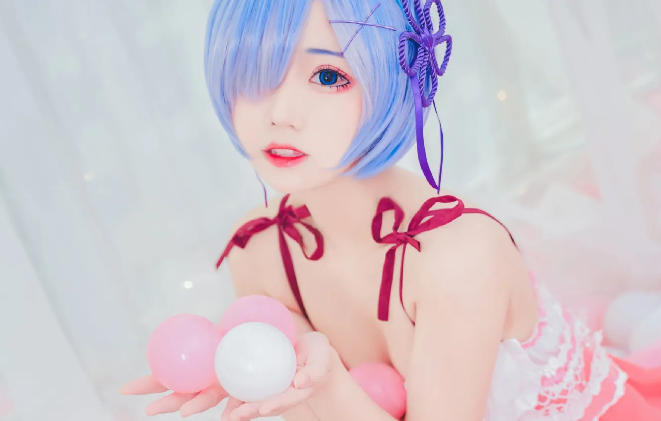 Фото обои Beautiful, Balls, Asian, Model, Woman, Cute, Pretty, Petite