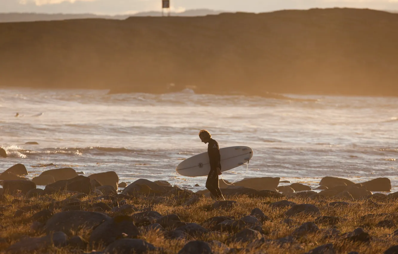 Фото обои waves, beach, surfer, surfboard, sunny, extreme sport