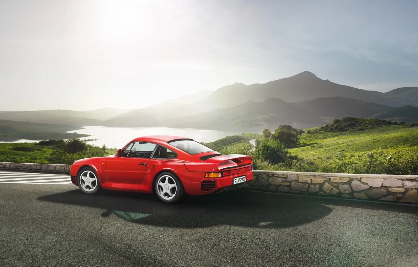 Фото обои небо, горы, Красный, Porsche, суперкар, Порше, вид сзади, 1987