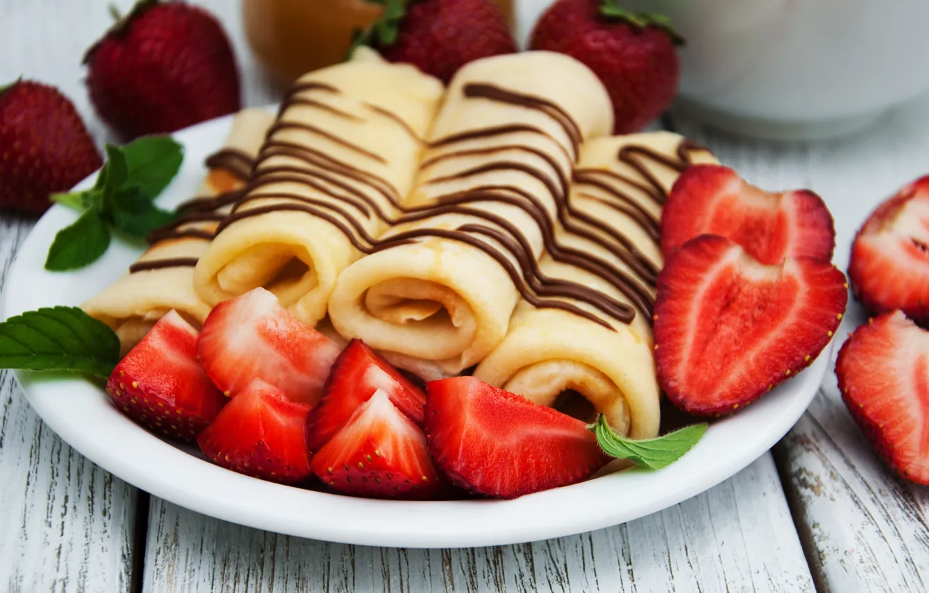 Фото обои шоколад, клубника, блинчики, Olena Rudo