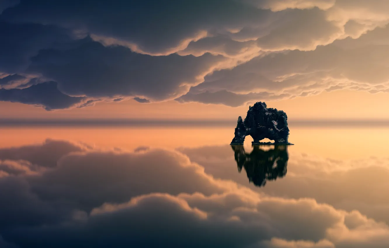 Фото обои облака, скала, озеро, отражение
