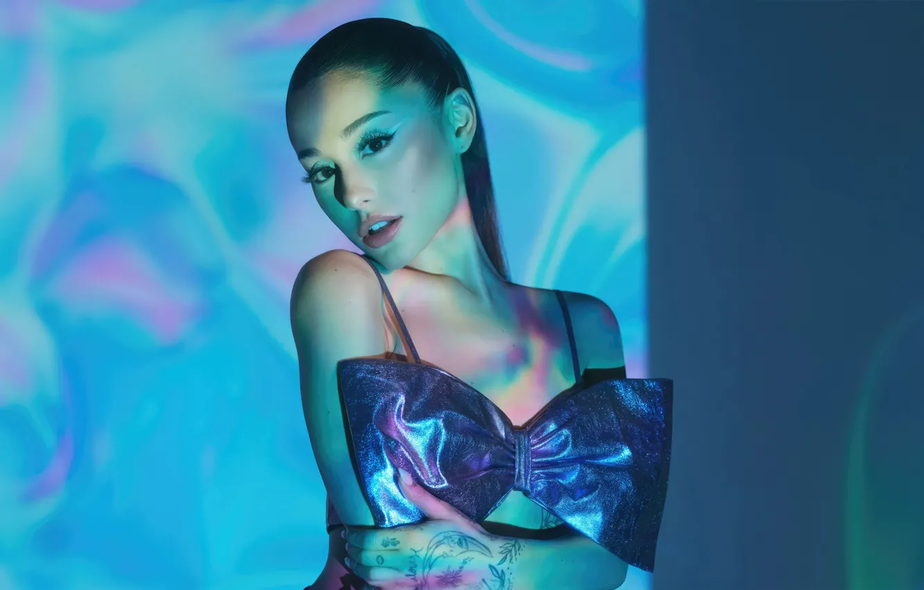 Фото обои взгляд, девушка, лицо, фото, макияж, певица, красотка, Ariana Grande