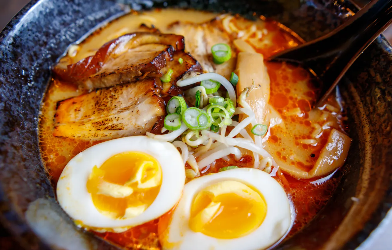 Фото обои spoon, bowl, cooked, pork, pork belly, miso, bean sprouts, green onion