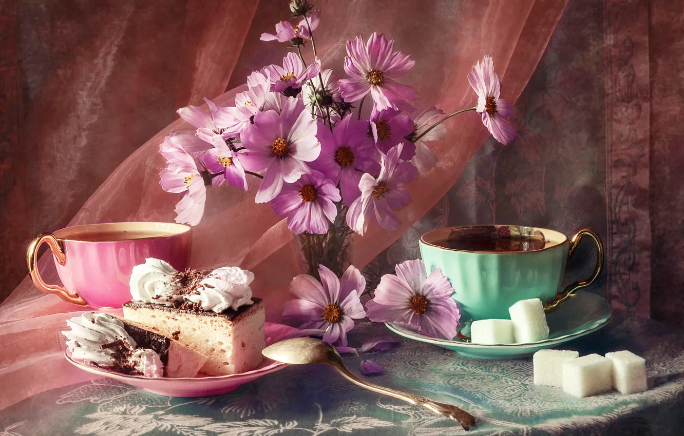 Фото обои цветы, чашки, ткань, сахар, натюрморт, столик, вуаль, блюдце